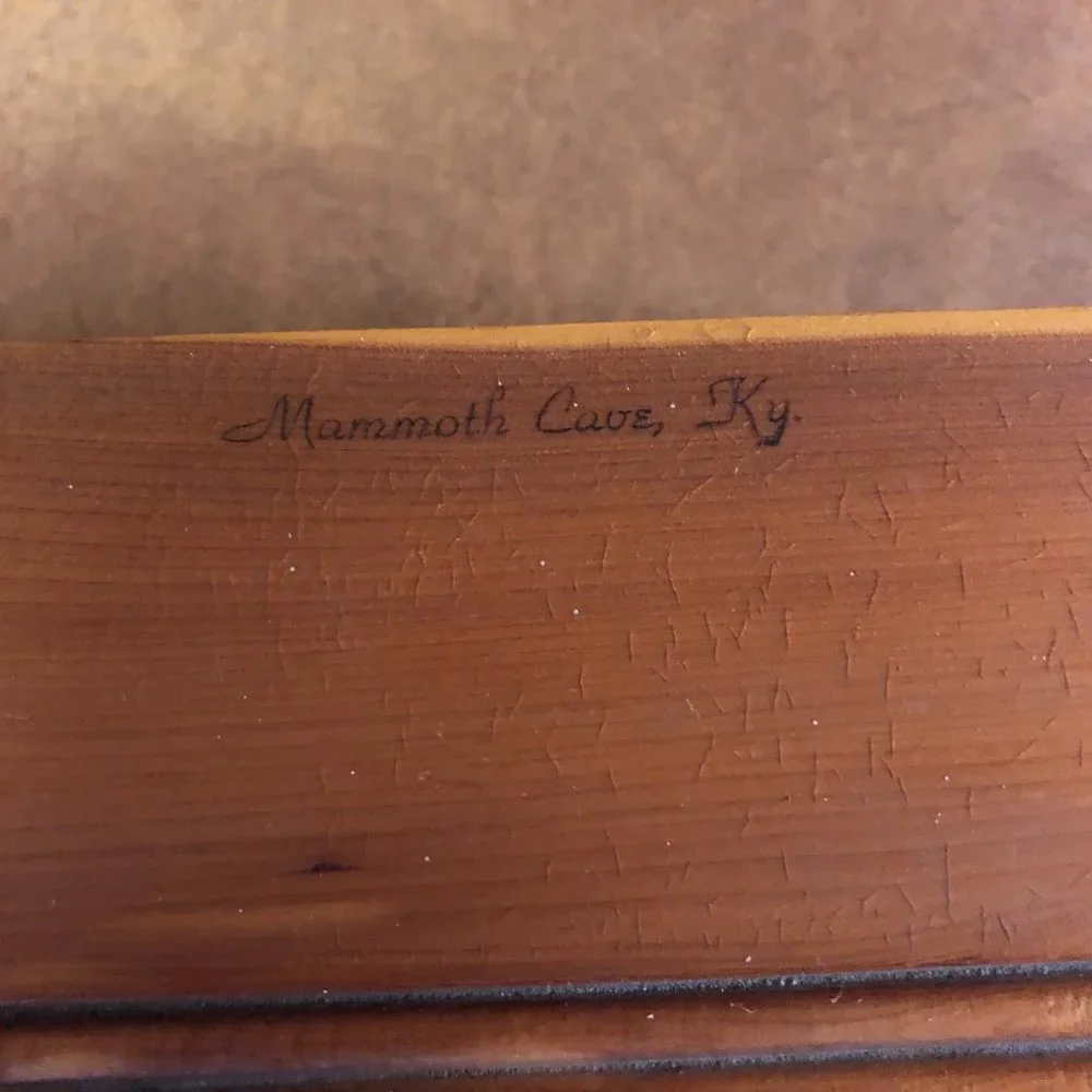 Vintage Mammoth Cave KY Wood Box - Picture 3 of 8